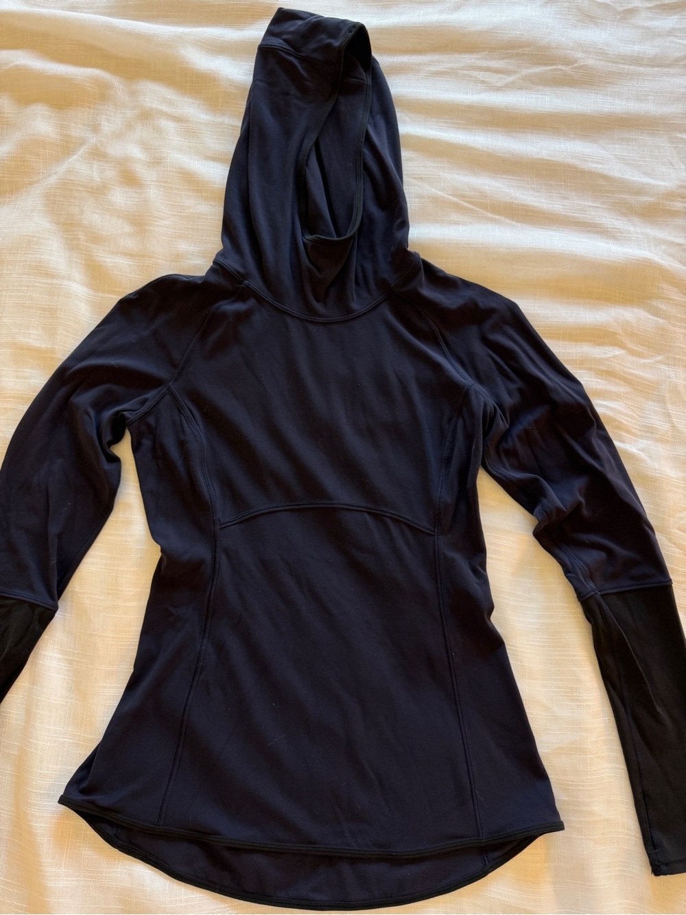 Lululemon "It's Raining Pockets" Hoodie - Black - Size 6